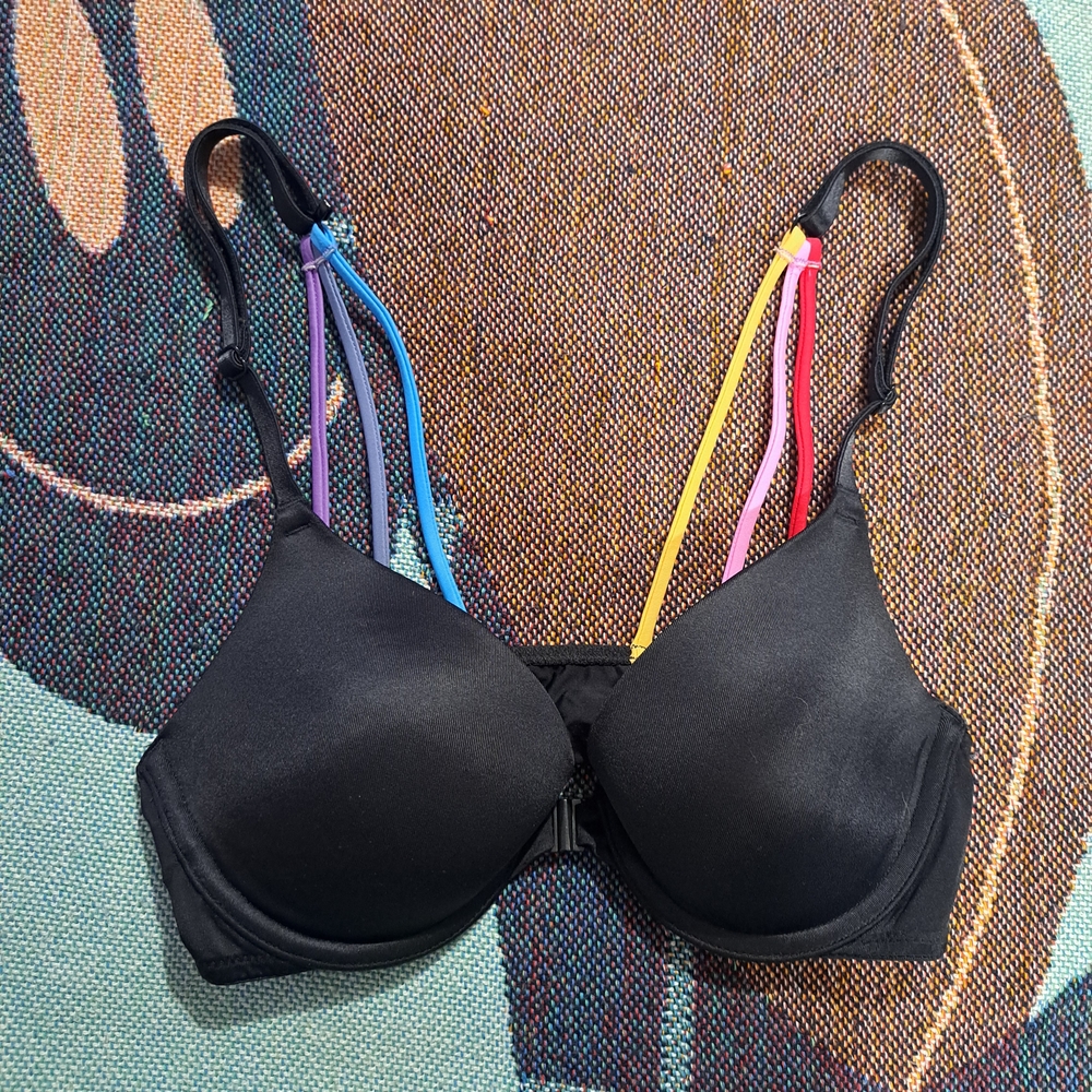 🌈PINK VICTORIAS SECRET BRA 32B